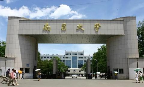 刚进大学就业的专业叫什么 刚出大学的人到底找什么工作比较好